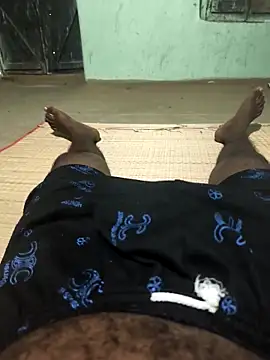 Snapshot of SILENT_FUCKER_01 chatting on March 17, 2026, 11:24 am SILENT FUCKER 01 online show from March 17, 2026, 11:24 am