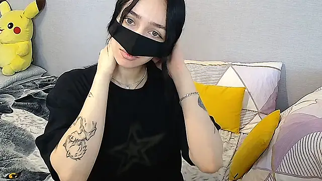 KathrineBerry online show from February 10, 2025, 11:55 pm