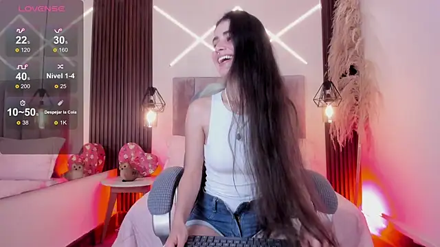 dasha-rodrigues online show from May 7, 2026, 2:31 pm