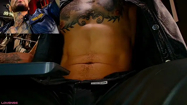 Snapshot of billyMayer_ chatting on November 13, 2025, 5:39 pm billyMayer online show from November 13, 2025, 5:39 pm