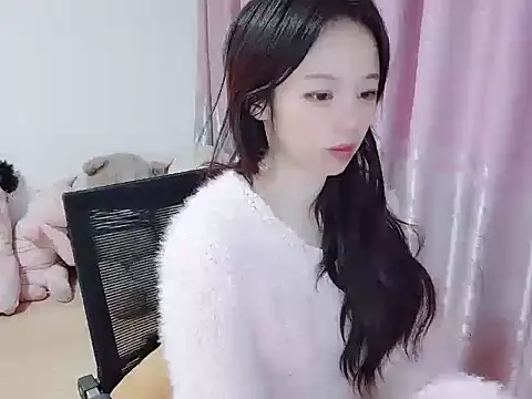 wwcc123 online show from December 17, 2025, 2:49 am