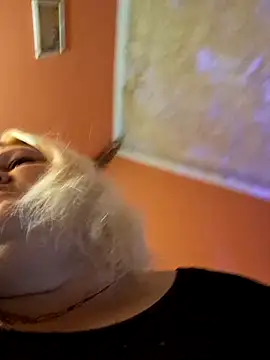 Snapshot of ducicsajsziii chatting on March 6, 2025, 8:09 am ducicsajsziii online show from March 6, 2025, 8:09 am