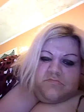 Snapshot of ducicsajsziii chatting on February 19, 2025, 11:57 pm ducicsajsziii online show from February 19, 2025, 11:57 pm