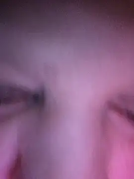 ducicsajsziii online show from January 13, 2026, 5:22 am