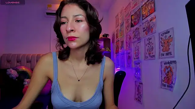 Snapshot of Gorgeous_Team chatting on February 18, 2025, 7:30 pm Gorgeous Team online show from February 18, 2025, 7:30 pm