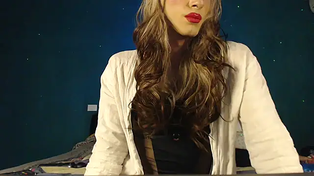 Snapshot of Karendolly__8 chatting on May 13, 2026, 7:54 pm Karendolly 8 online show from May 13, 2026, 7:54 pm