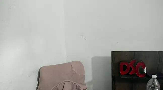 Snapshot of Madame_Callie chatting on February 7, 2025, 8:42 pm Madame Callie online show from February 7, 2025, 8:42 pm