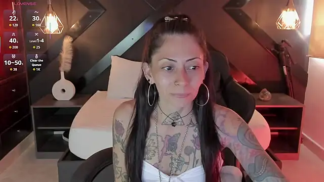 dark gotica online show from February 26, 2026, 7:14 pm