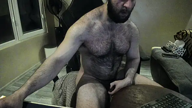 Hugealphabeast online show from February 27, 2025, 4:43 pm