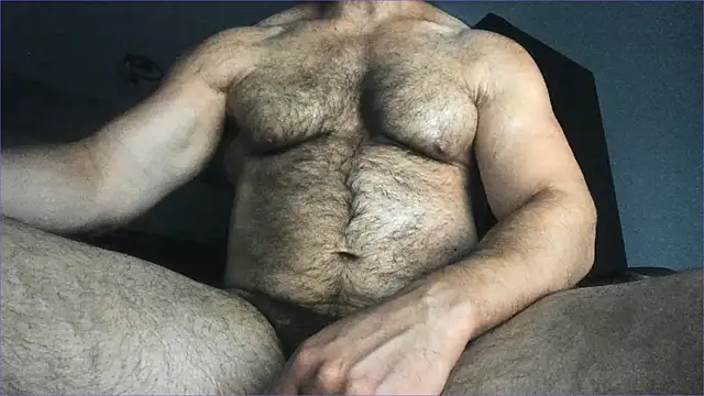 Snapshot of Hugealphabeast chatting on July 28, 2026, 4:39 pm Hugealphabeast online show from July 28, 2026, 4:39 pm