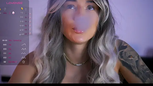 Snapshot of AishaCarter chatting on September 10, 2025, 6:07 pm AishaCarter online show from September 10, 2025, 6:07 pm