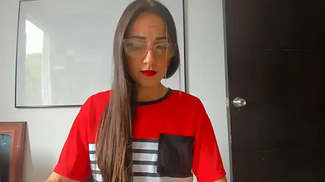 squirttati33 online show from April 8, 2026, 3:13 pm