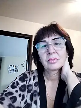 AlbinaXPretty online show from October 22, 2025, 7:19 am