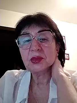 AlbinaXPretty online show from March 7, 2025, 8:00 pm