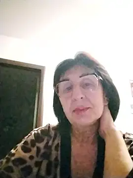 AlbinaXPretty online show from January 13, 2026, 8:13 pm