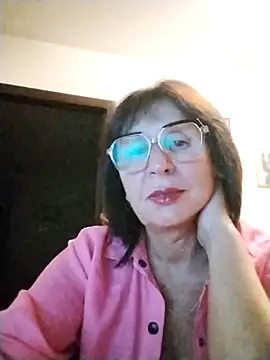 AlbinaXPretty online show from September 19, 2025, 5:06 pm