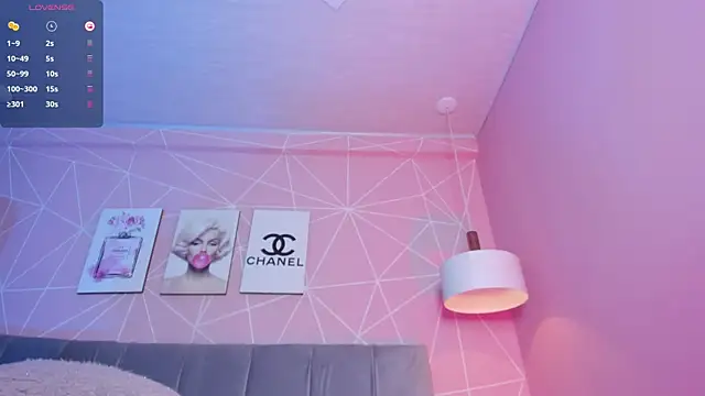 dolly zoe online show from November 29, 2025, 10:32 pm