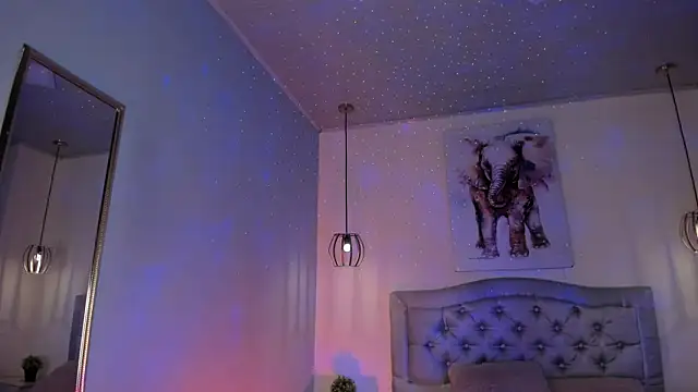 ayshel   online show from February 20, 2026, 6:19 am