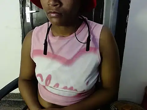 savage laura online show from December 5, 2025, 7:18 am