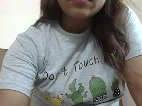 Snapshot of shekira99 chatting on October 24, 2025, 1:04 am shekira99 online show from October 24, 2025, 1:04 am