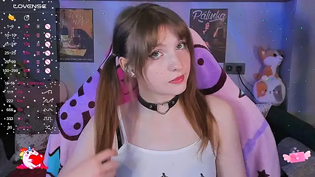 Snapshot of AliceLanley chatting on December 10, 2024, 11:43 am AliceLanley online show from December 10, 2024, 11:43 am