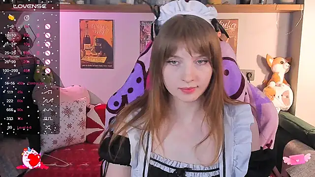 Snapshot of AliceLanley chatting on December 8, 2024, 2:30 pm AliceLanley online show from December 8, 2024, 2:30 pm