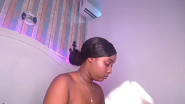 MichaelaCox online show from June 1, 2026, 7:13 pm