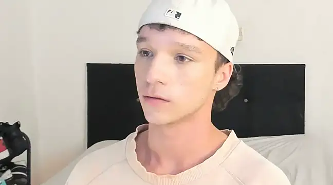 Snapshot of angelcortes chatting on January 29, 2025, 12:24 pm angelcortes online show from January 29, 2025, 12:24 pm