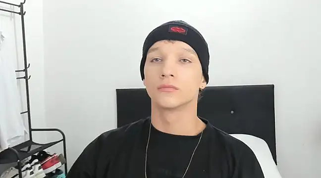 Snapshot of angelcortes chatting on December 27, 2024, 11:06 am angelcortes online show from December 27, 2024, 11:06 am