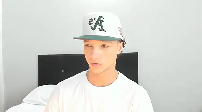 Snapshot of angelcortes chatting on March 2, 2025, 4:47 pm angelcortes online show from March 2, 2025, 4:47 pm