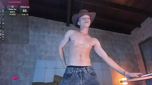 angelcortes online show from November 22, 2025, 12:04 pm