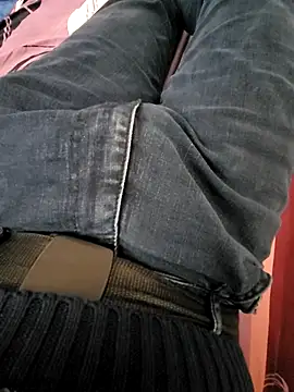 Snapshot of klsvn91 chatting on December 18, 2025, 10:52 am klsvn91 online show from December 18, 2025, 10:52 am