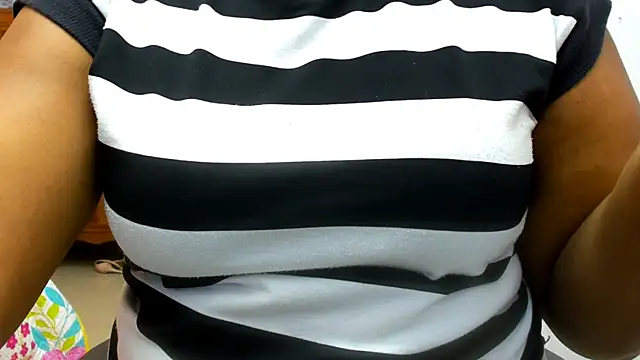 Camila sandoval 01 online show from October 15, 2025, 1:52 pm