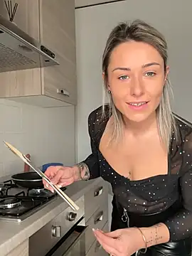 petrouchkaaa  online show from January 15, 2026, 8:51 am