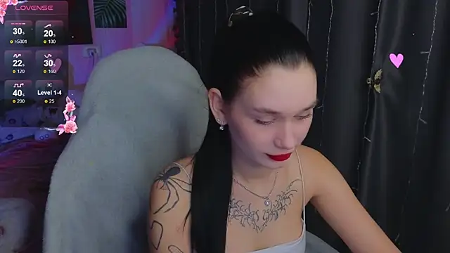 Amanda Tender online show from November 30, 2025, 10:10 pm