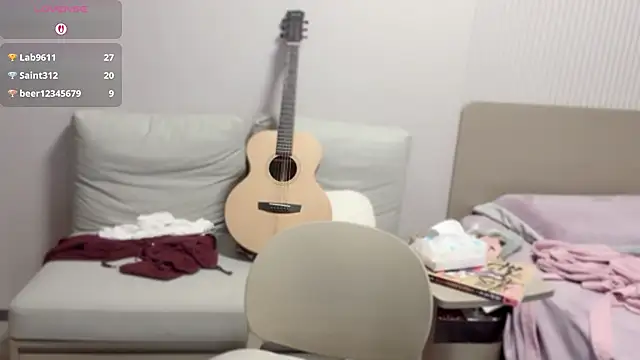 A-xena online show from November 7, 2025, 3:11 am