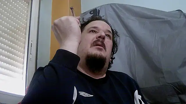 porkorossy online show from February 4, 2026, 1:28 pm