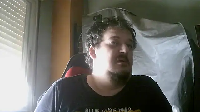 Snapshot of porkorossy chatting on July 6, 2026, 8:32 am porkorossy online show from July 6, 2026, 8:32 am