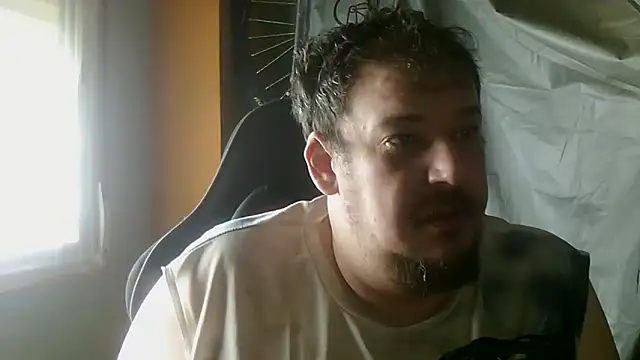 porkorossy online show from May 10, 2026, 7:23 am