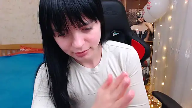 Snapshot of JuicyJess chatting on February 18, 2025, 4:14 pm JuicyJess online show from February 18, 2025, 4:14 pm