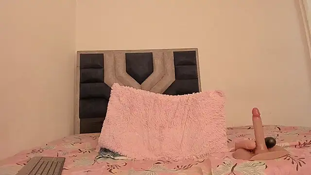 TiiffanyEvans1 online show from February 2, 2026, 4:28 pm