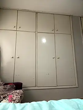 Snapshot of Soylu95 chatting on November 7, 2025, 6:18 am Soylu95 online show from November 7, 2025, 6:18 am