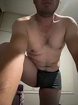 Snapshot of Soylu95 chatting on November 24, 2025, 11:49 pm Soylu95 online show from November 24, 2025, 11:49 pm