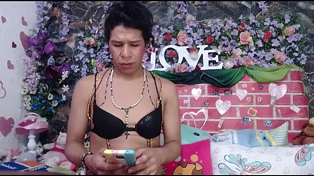 DesireDirtyTS   online show from April 2, 2026, 6:58 pm