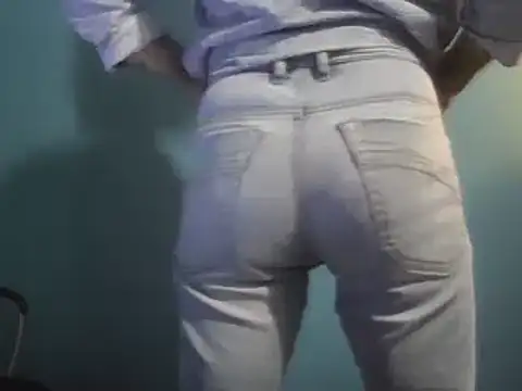 Snapshot of Pol8822 chatting on February 10, 2025, 10:53 am Pol8822 online show from February 10, 2025, 10:53 am