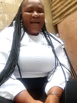 Snapshot of Bootyliciousbbw12 chatting on November 4, 2025, 6:06 am Bootyliciousbbw12 online show from November 4, 2025, 6:06 am