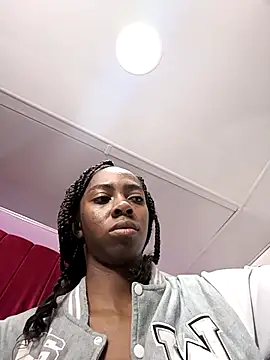 Snapshot of Shanelle__ chatting on December 4, 2025, 1:32 pm Shanelle online show from December 4, 2025, 1:32 pm