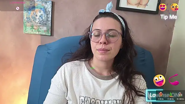 irinasweet27 online show from May 25, 2026, 1:49 am