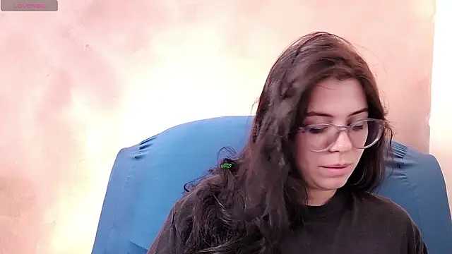 irinasweet27 online show from February 6, 2026, 1:07 pm