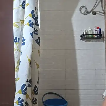 Snapshot of surfer_fun29 chatting on November 12, 2025, 3:43 am surfer fun29 online show from November 12, 2025, 3:43 am